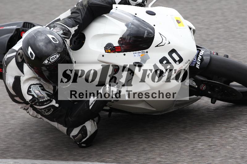 Archiv-2022/13 25.04.2022 Plüss Moto Sport ADR/Freies Fahren/480